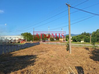 predáme stavebný pozemok na rodinné domy  2212m2 Milhosť, vš - 13