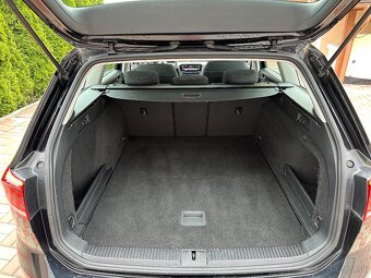 VW Passat Variant B8 2.0 TDI 110kw Panorama - 13