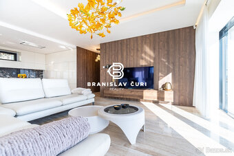 UNIKÁTNY PENTHOUSE - HRBOVÁ RESIDENCE - 13