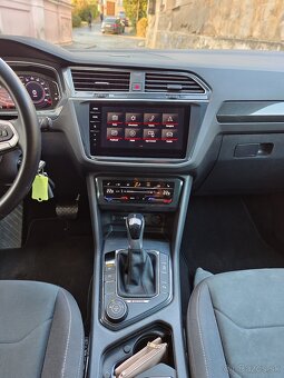 Volkswagen Tiguan 2.0 TDI EVO Elegance 4Motion DSG - 13