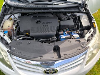 Toyota Avensis 2.2 D-CAT - 13