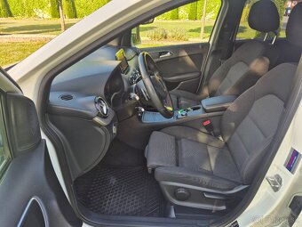 Mercedes B 180 A/T - 13