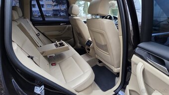 BMW X3 30d XDrive A/T FACELiFT PANORAMA KAMERA ŤAŽNE 258PS - 13