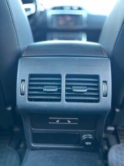 Jaguar XE 2.0D Prestige - 13