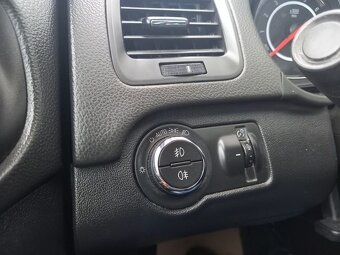 Predam Opel Insignia Combi Sports Tourer Inovation - 13