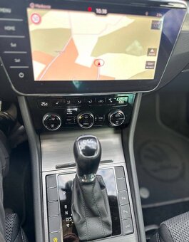 Škoda Superb Combi Style 110kW TDI DSG 2020 virtual , kamera - 13
