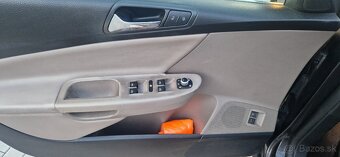 Predam Volkswagen Passat Variant 2.0 TDI 103 KW DSG - 13