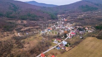 REZERVOVANÉ REKREAČNÝ POZEMOK PEŤOVKA 571 m2 - 13