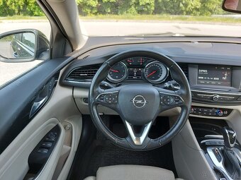 Opel Insignia 2.0 CDTI BiTURBO 210k S&S Exclusive 4x4 AT8 - 13