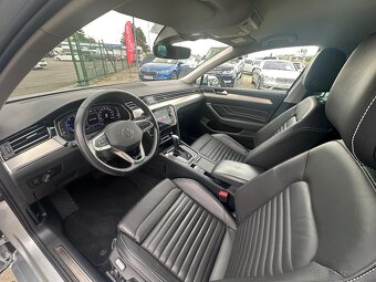 Volkswagen Passat Variant 2.0 TDI R-Line 4Motion DSG - 13