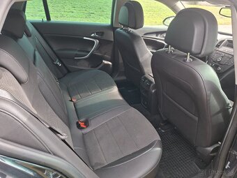 Opel Insignia ST  2.0 CDTI 4x4 AUTOMAT - 13