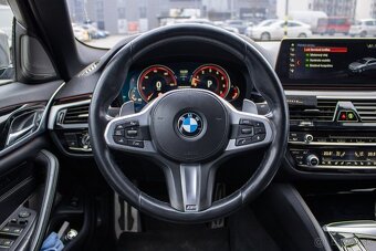 BMW Rad 5 M550i xDrive A/T - 13