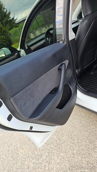 Tesla Model Y SUV 378kw Long Range 99 900km, dual motor 4x4 - 13
