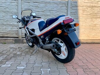 KAWASAKI GPZ 500R - 13