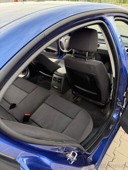 Bmw E90 318d - 13
