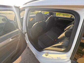 Volkswagen Golf  Variant VII - 1.6 TDI, pekný stav - 13