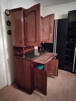 Starožitný príborník - 13