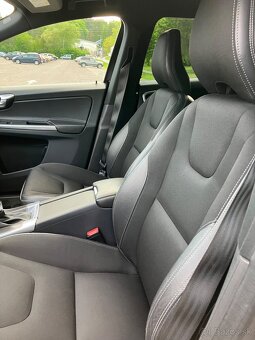 Volvo XC60 Automat 2.0 140kW SUV - 13