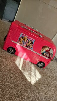 Barbie karavan - 13
