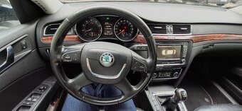 Predám Škoda Superb 1.8T 4x4 sedan - 13