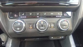 ŠKODA   OCTAVIA  RS    2,0 TDI     DSG    4X4 - 13