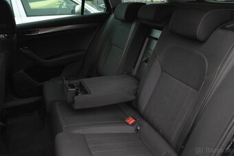 Škoda Superb Combi - 13