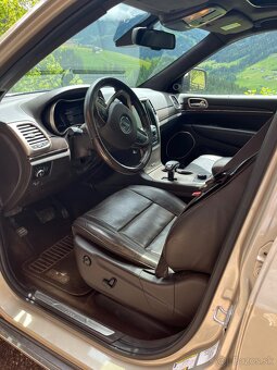 JEEP GRAND CHEROKKE - 13