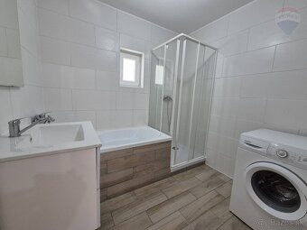Zrekonštruovaný RD na pozemku 424 m², Komjatice - 13
