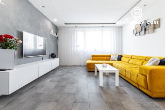 NA PREDAJ ZREKONŠTRUOVANÝ 3-IZBOVÝ BYT, Dénešova ul., MESTSK - 13