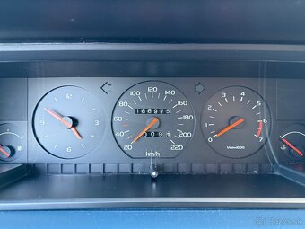 Volvo 740 GL - 13