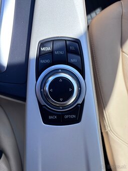 BMW rad 3 GT 320d GT xDrive Luxury Line A/T - 13