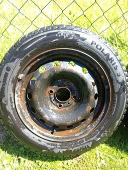 Predám zimné pneumatiky 175/65 r14 - 13