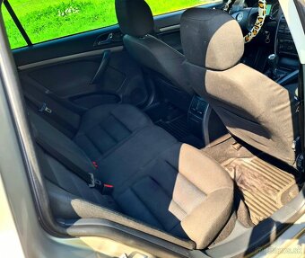 Škoda Octavia 2 COMBI 1,9TDI 77KW ELEGANCE - 13