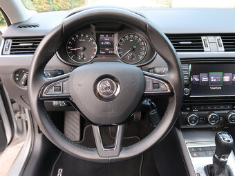 Škoda Octavia Combi 2.0 TDI DSG 2017 Style Xenon Navi Kessy - 13