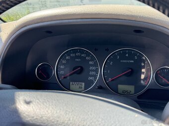 Predám Volvo S40 - 13