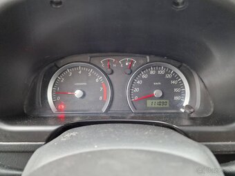 Suzuki Jimny 1.3i 63 kW 4x4 AC - 13