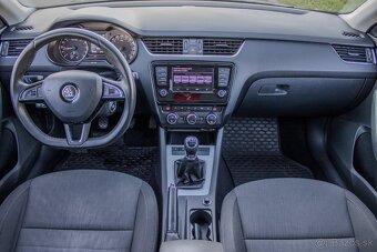 Škoda Octavia Combi 2.0 TDI Style 110kW M6 6/2016 - 13