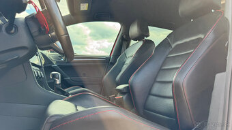Volkswagen Golf 7 GTI PERFORMANCE Hatchback - 13