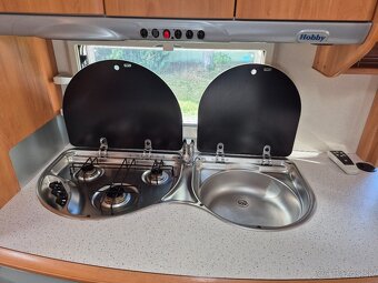 Karavan  Hobby De Luxe Easy 560 KMFe - 13