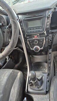 Hyundai I30 1,4CRDI 66kw kód motora: D4FC - 13