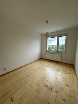 Na predaj 3-izbový byt s loggiou, po rekonštrukcii vo výborn - 13