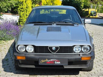 Alfa Romeo GTV6 2.5 V6 - 13