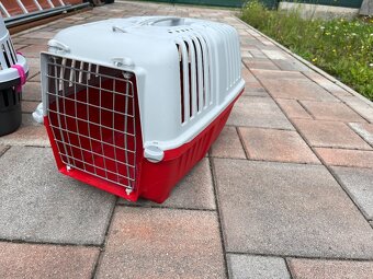 Na predaj chovateľské potreby. - 13