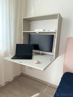 Drevený sklápací stolík na homeoffice alebo šijací stroj - 13