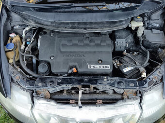 Predám/Vymením Honda Civic 8g Executive 2.2i-ctdi - 13