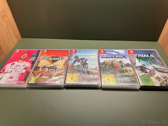 Nintendo Switch V2 - 13