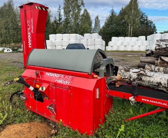 Štípací automat Hakki Pilke Falcon 35 plus podávací stůl 371 - 13