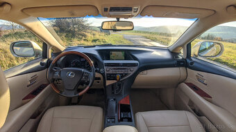 Lexus RX 450h Hybrid - 13