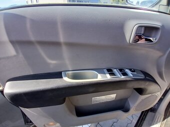 Mitsubishi L200 vo výbave DAKAR - 13