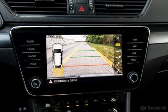 Superb Combi SPORTLINE 2.0TDI DSG 4x4 - 13